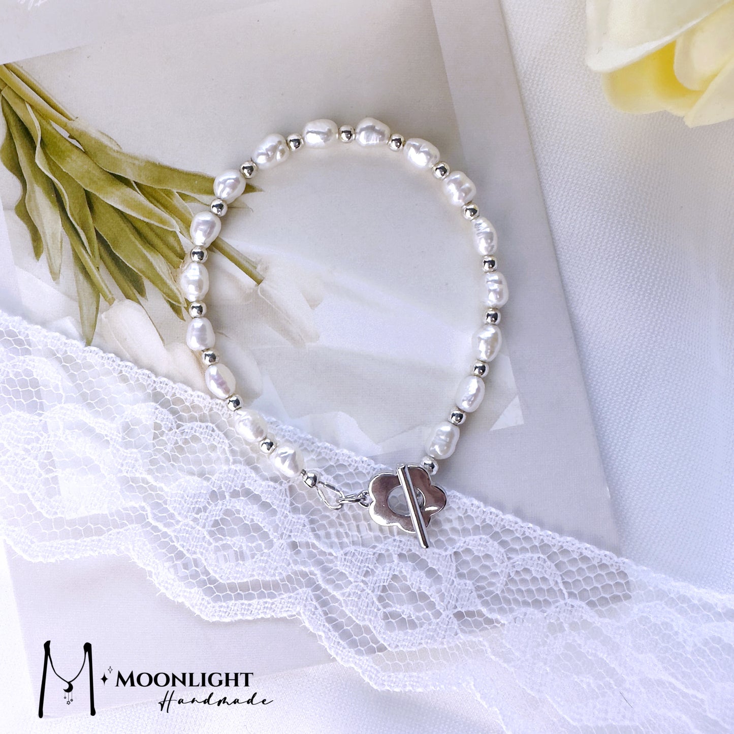 【MmoonlightHandmade】A Small Flower Irregularity Natural Baroque Millet Pearl Bracelet